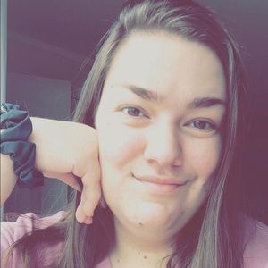 Meet your Posher, Kendra